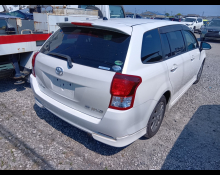 Toyota Corolla Fielder 2014
