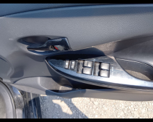 Toyota Corolla Fielder 2011