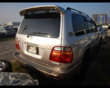 Toyota Land Cruiser 100 2000