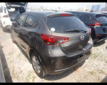 Mazda Mazda2 2021