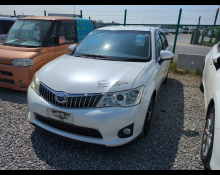 Toyota Corolla Axio 2012