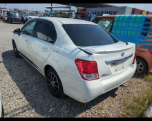 Toyota Corolla Axio 2012