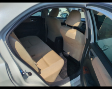 Toyota Corolla Axio 2012