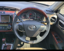 Toyota Corolla Axio 2012