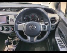 Toyota Vitz 2015