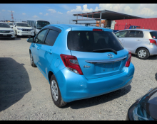 Toyota Vitz 2015