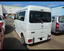Nissan NV100 2020