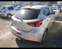 Mazda Mazda2 2022