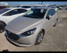 Mazda Mazda2 2022