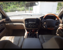 Toyota Land Cruiser 100 2001