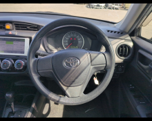 Toyota Corolla Axio 2013