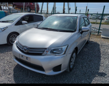 Toyota Corolla Axio 2013