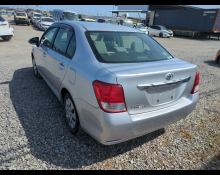 Toyota Corolla Axio 2013