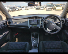 Toyota Corolla Fielder 2012