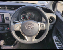 Toyota Vitz 2015