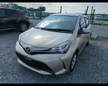 Toyota Vitz 2015