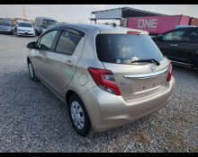 Toyota Vitz 2015