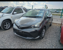 Toyota Vitz 2015