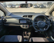 Toyota Vitz 2013