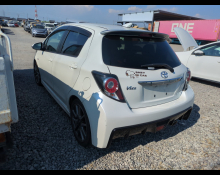Toyota Vitz 2013
