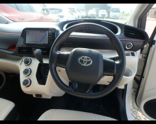Toyota Sienta 2022
