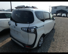 Toyota Sienta 2022