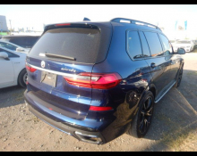 BMW X7 2022
