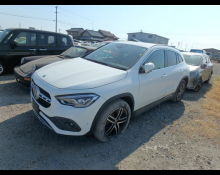 Mercedes-Benz GLA-class 2021