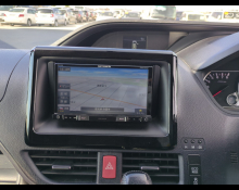 Toyota Voxy 2014