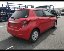 Toyota Vitz 2015