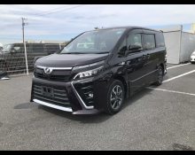 Toyota Voxy 2019