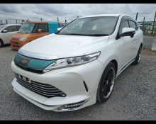 Toyota Harrier 2017