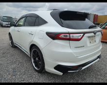 Toyota Harrier 2017