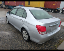 Toyota Corolla Axio 2013