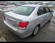 Toyota Corolla Axio 2013