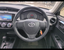 Toyota Corolla Axio 2013