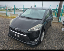 Toyota Sienta 2016