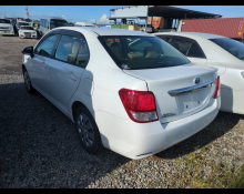 Toyota Corolla Axio 2013