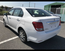 Toyota Corolla Axio 2014