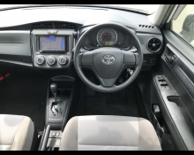 Toyota Corolla Axio 2016