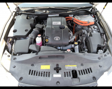 Toyota Crown Hybrid 2015