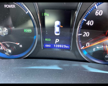 Toyota Crown Hybrid 2015