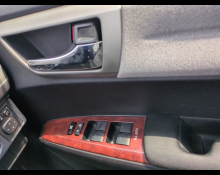 Toyota Corolla Axio 2012