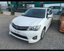 Toyota Corolla Fielder 2012
