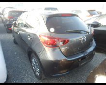 Mazda Mazda2 2021