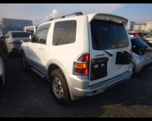 Mitsubishi Pajero 2000