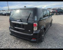 Toyota Corolla Rumion 2011