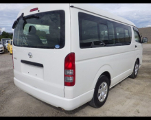 Toyota Hiace Wagon 2020