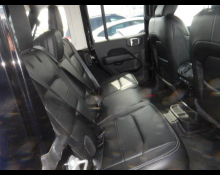 Chrysler Jeep Wrangler 2023