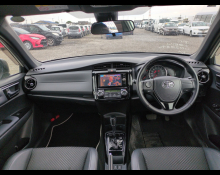 Toyota Corolla Axio 2016